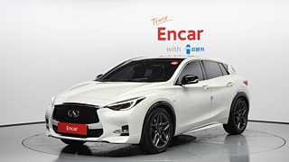 Заказать INFINITI Q30