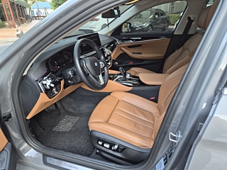 BMW 5-SERIES G30 2021