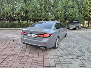 BMW 5-SERIES G30 2021