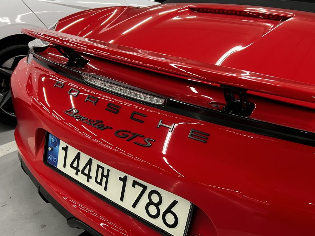 PORSCHE BOXSTER 2015