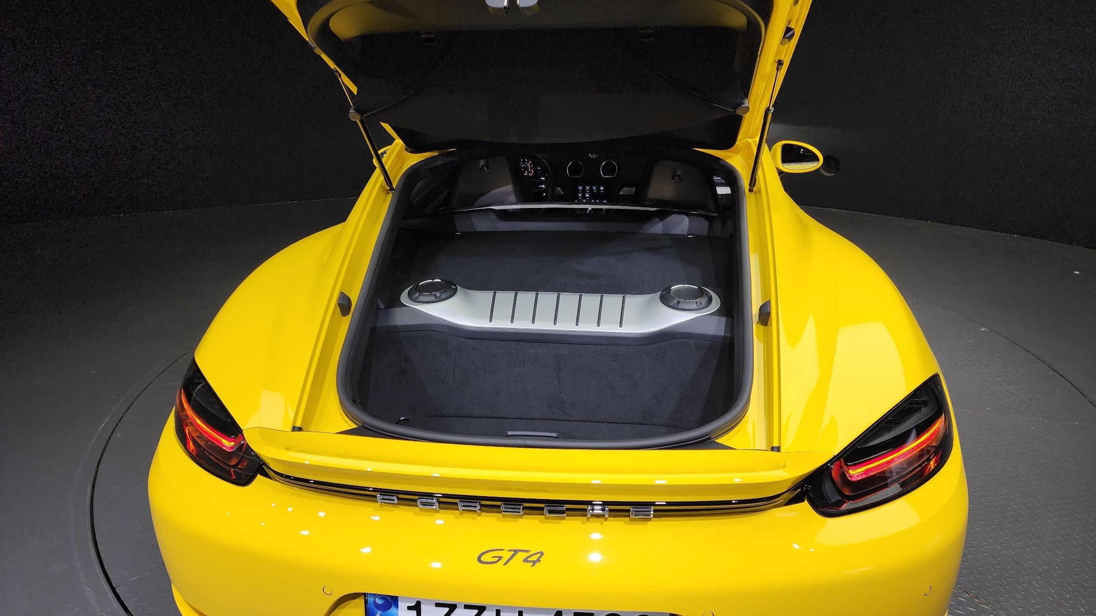 PORSCHE 718 CAYMAN 2023