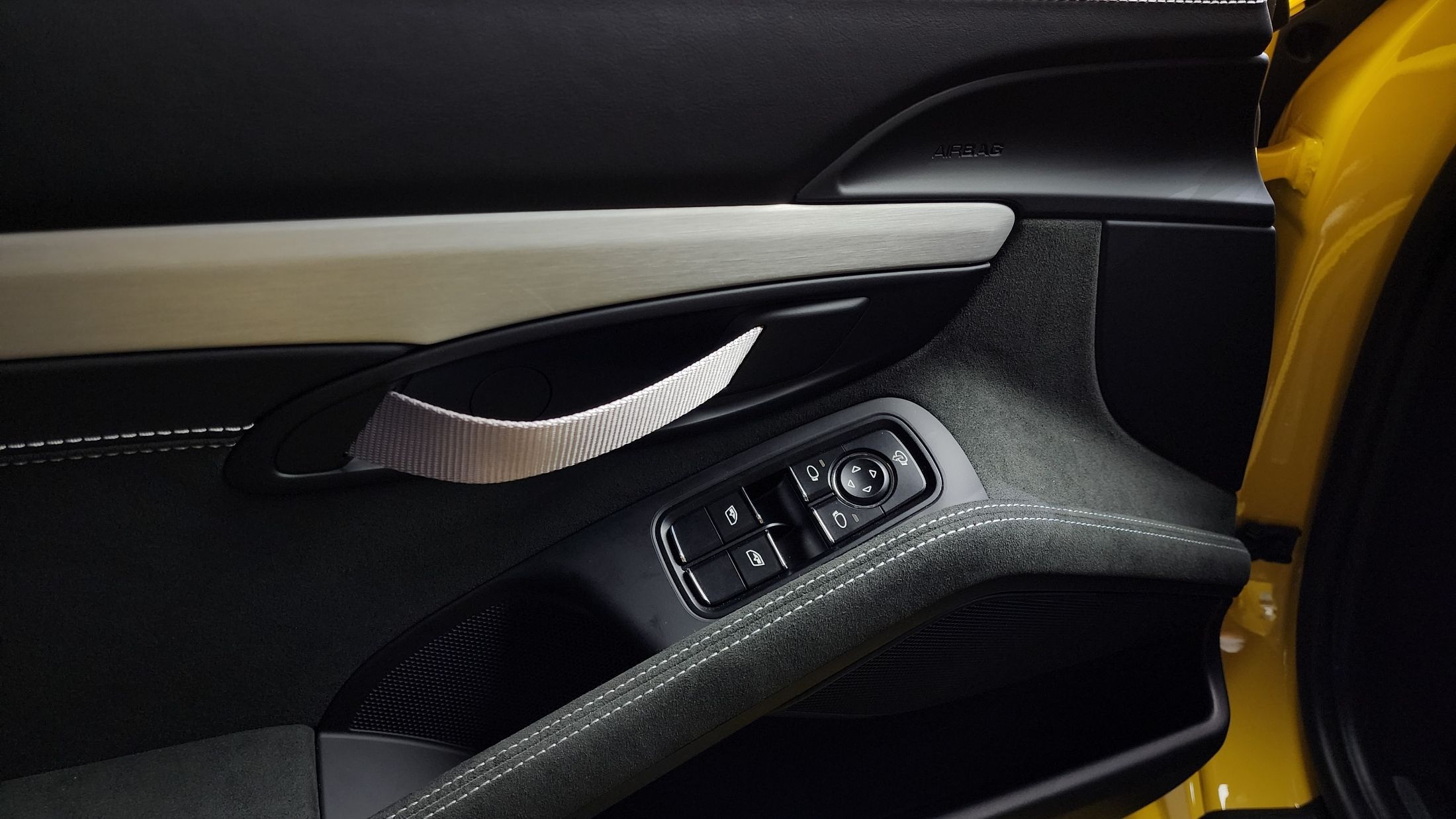 PORSCHE 718 CAYMAN 2023