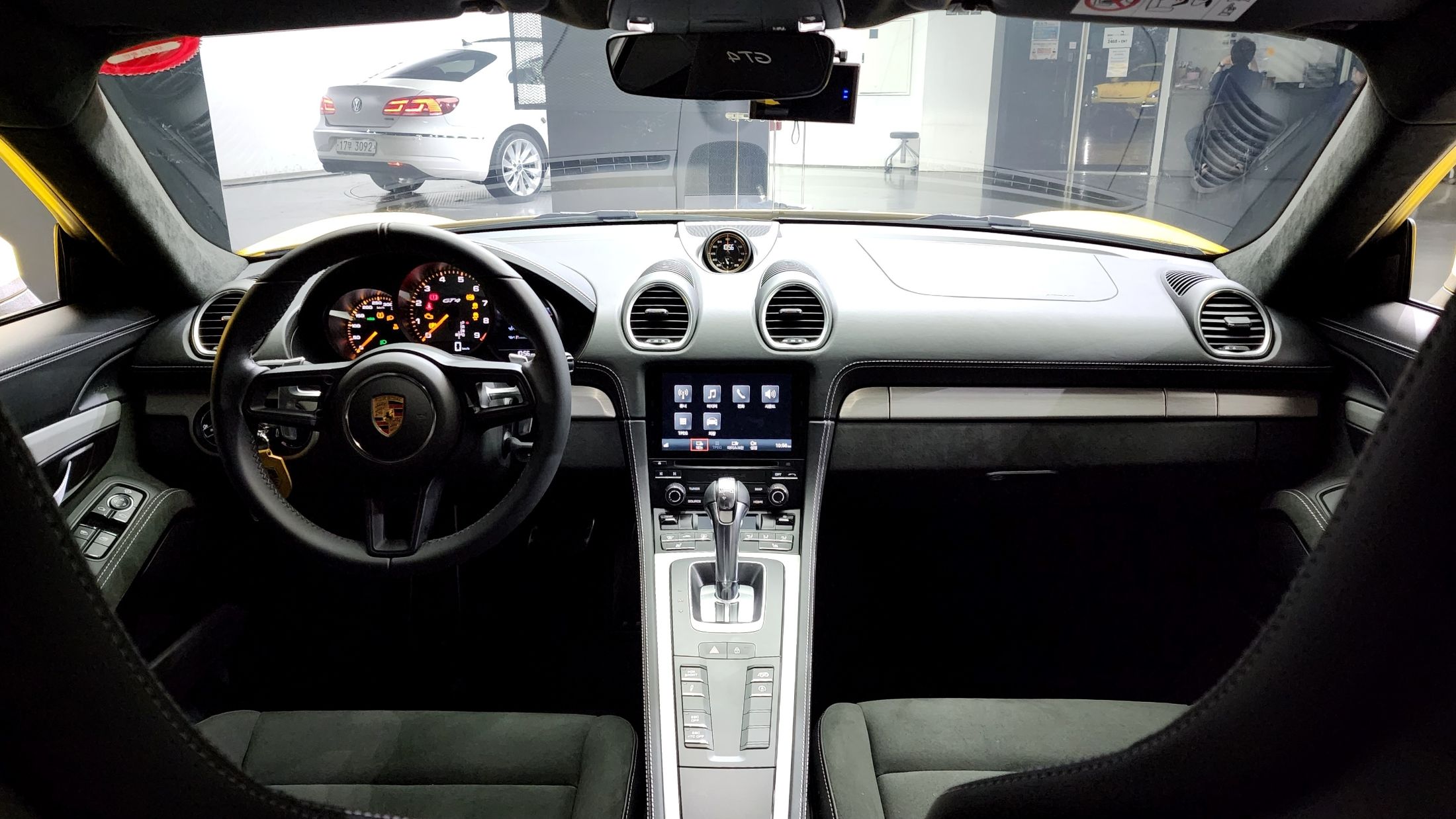 PORSCHE 718 CAYMAN 2023