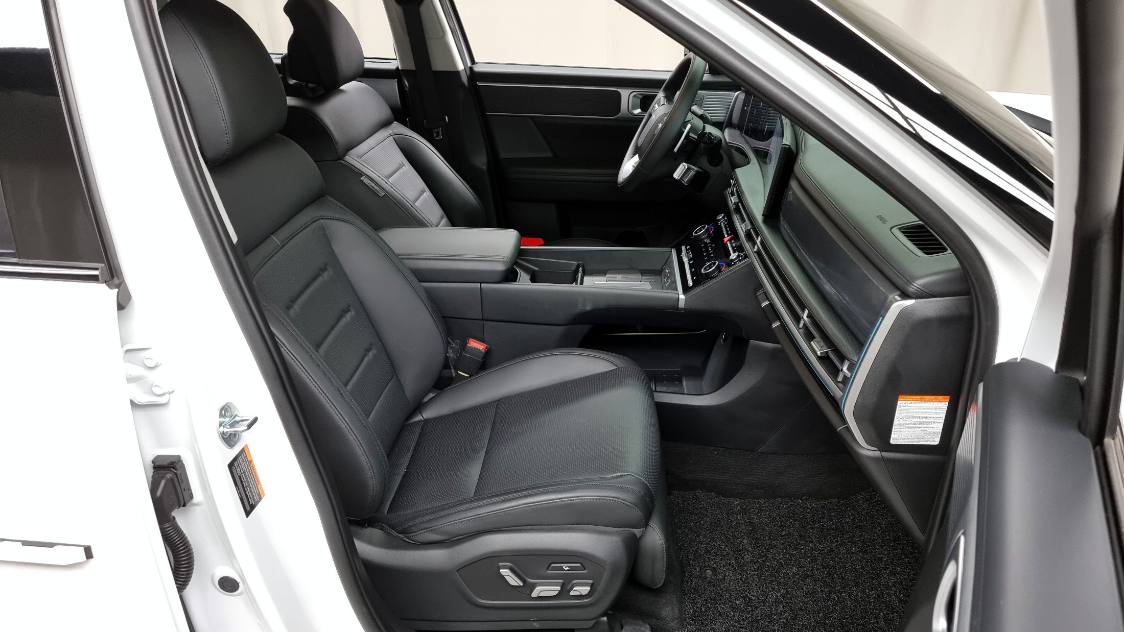 HYUNDAI SANTAFE MX5 2023