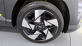 HYUNDAI KONA SX2 2024