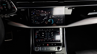 AUDI Q8 4M 2023