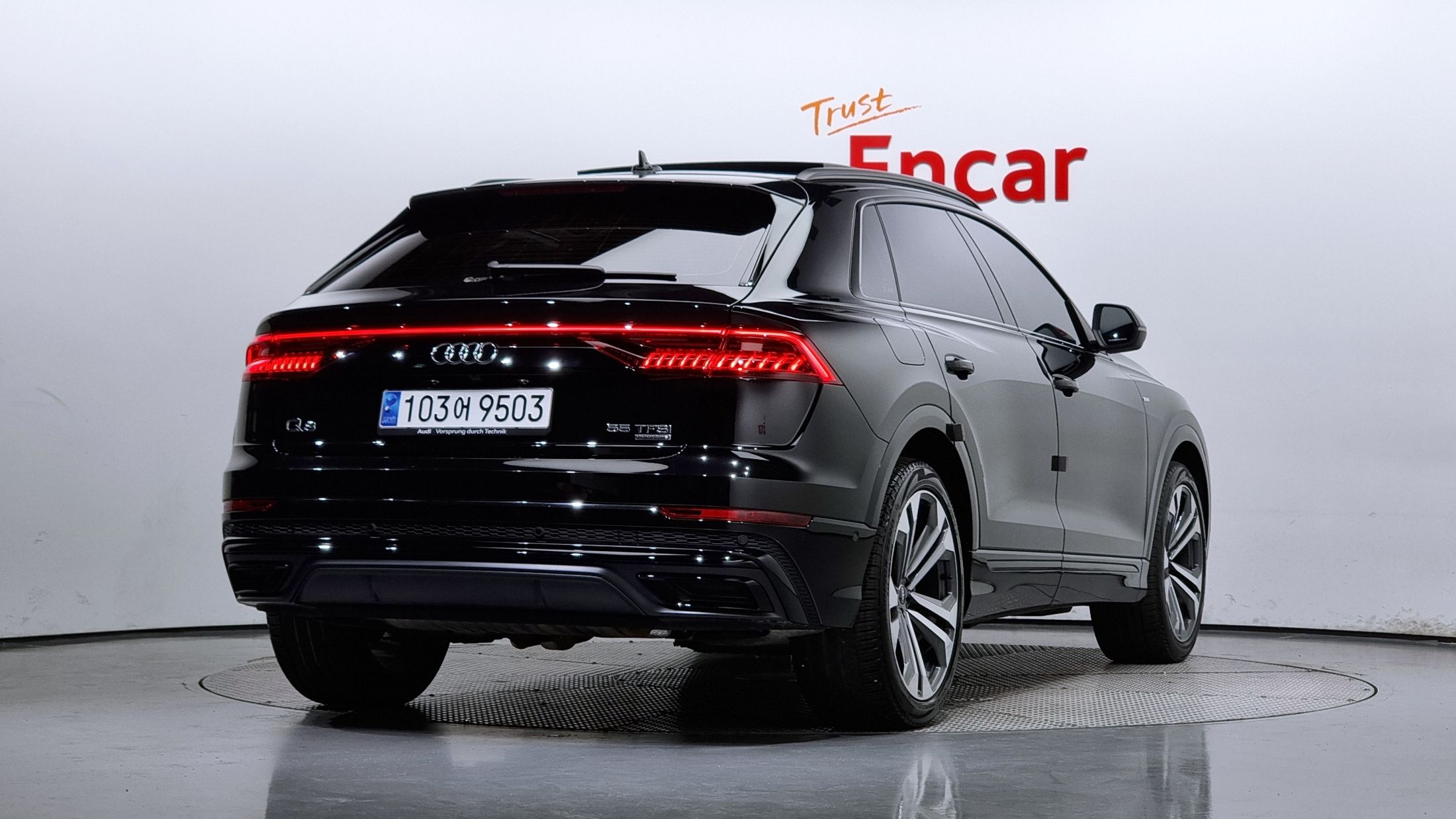 AUDI Q8 4M 2023