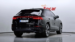 AUDI Q8 4M 2023