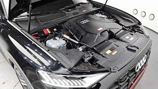 AUDI Q8 4M 2023