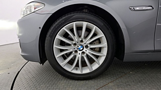 BMW 5-SERIES F10 2016