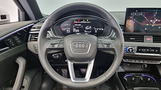 AUDI A4 B9 2023