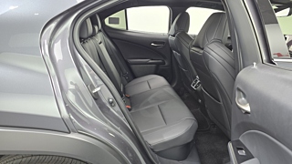 LEXUS UX250H 2023