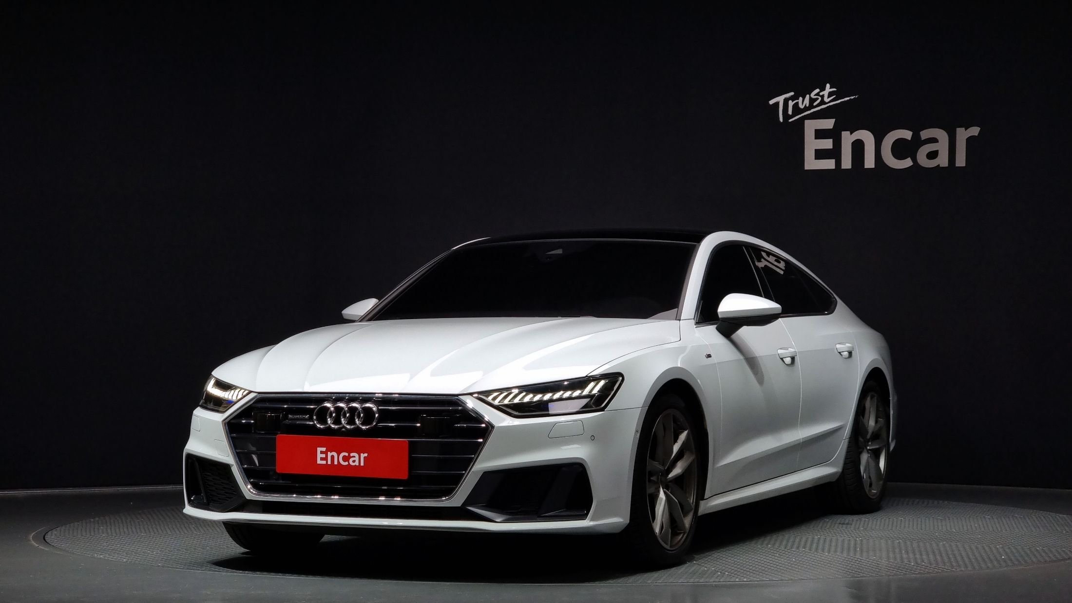 AUDI A7 4K 2021
