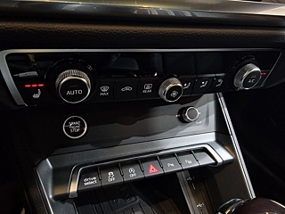 AUDI Q3 F3 2024
