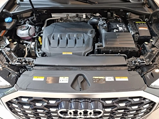 AUDI Q3 F3 2024