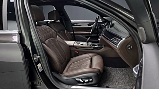 BMW 7-SERIES G11 2018