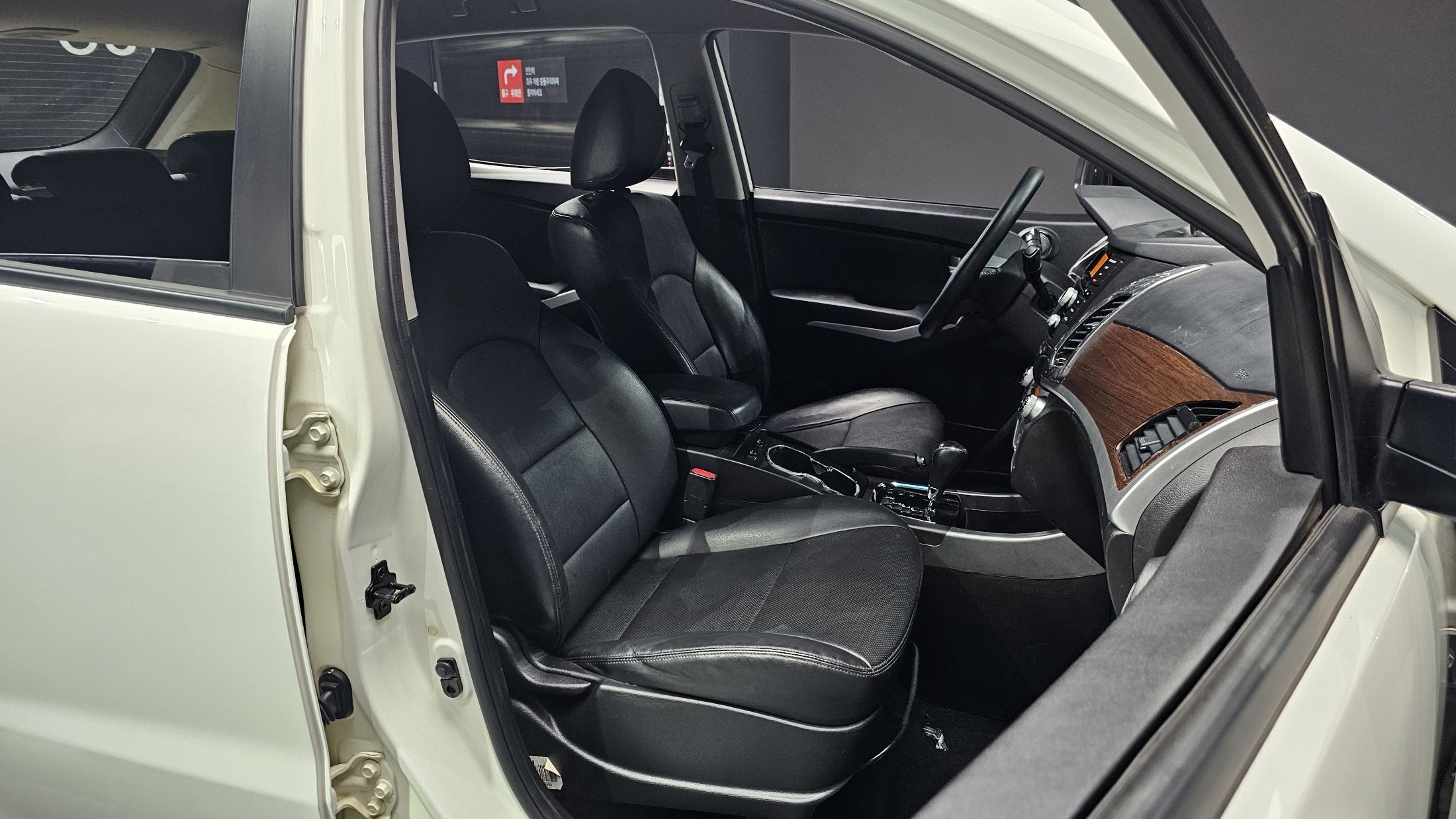 SSANGYONG KORANDO C 2014