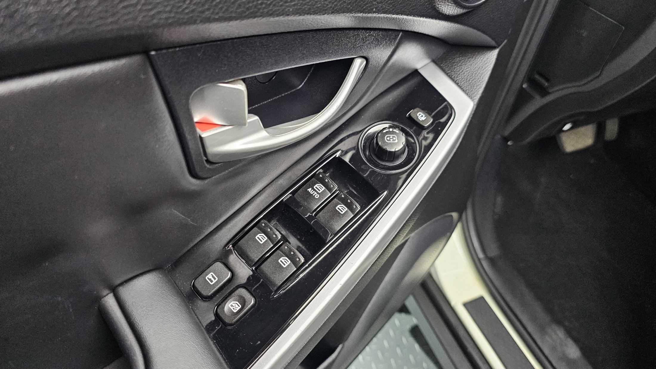 SSANGYONG KORANDO C 2014