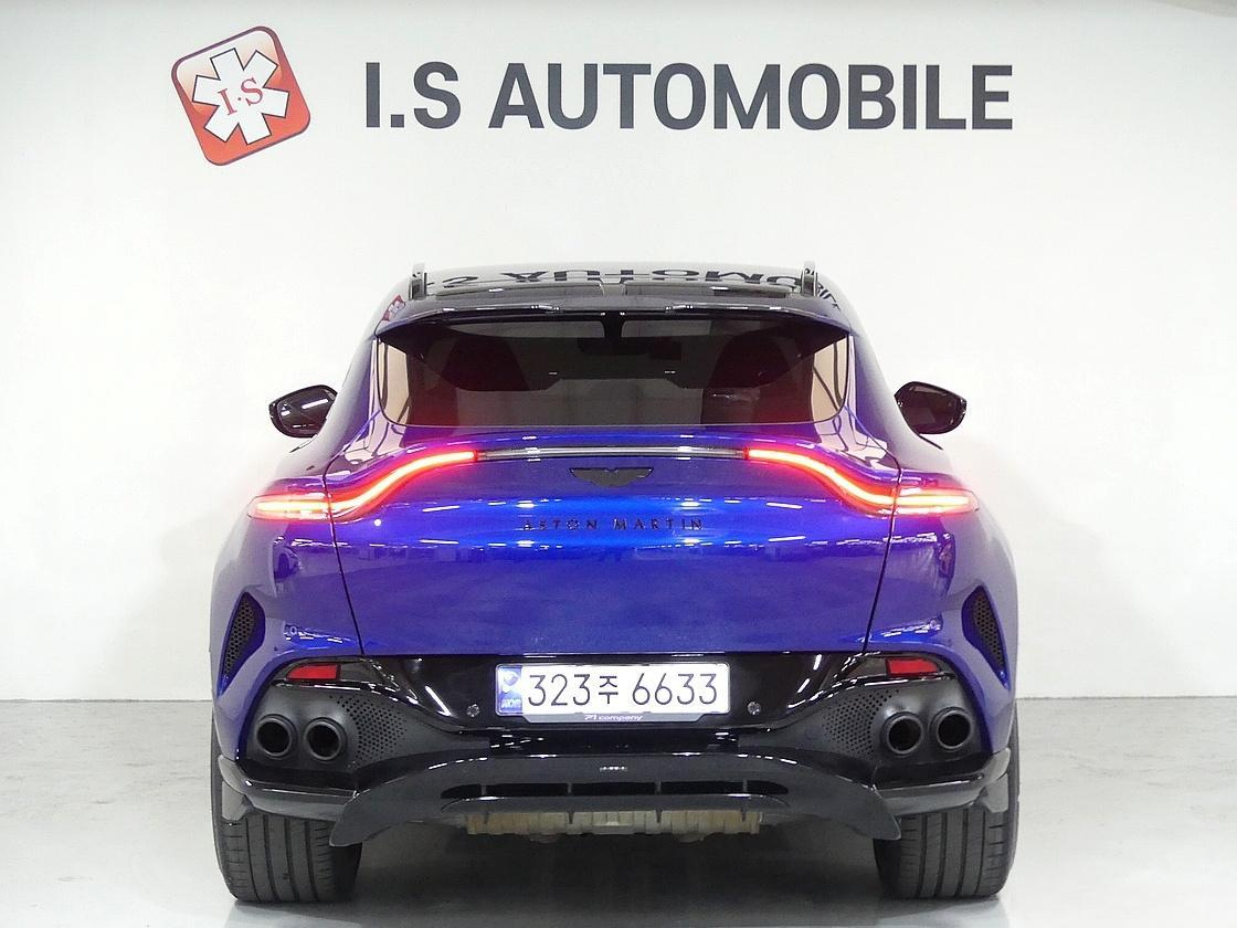 ASTON MARTIN DBX 2023