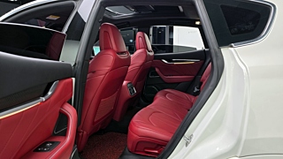 MASERATI LEVANTE 2019