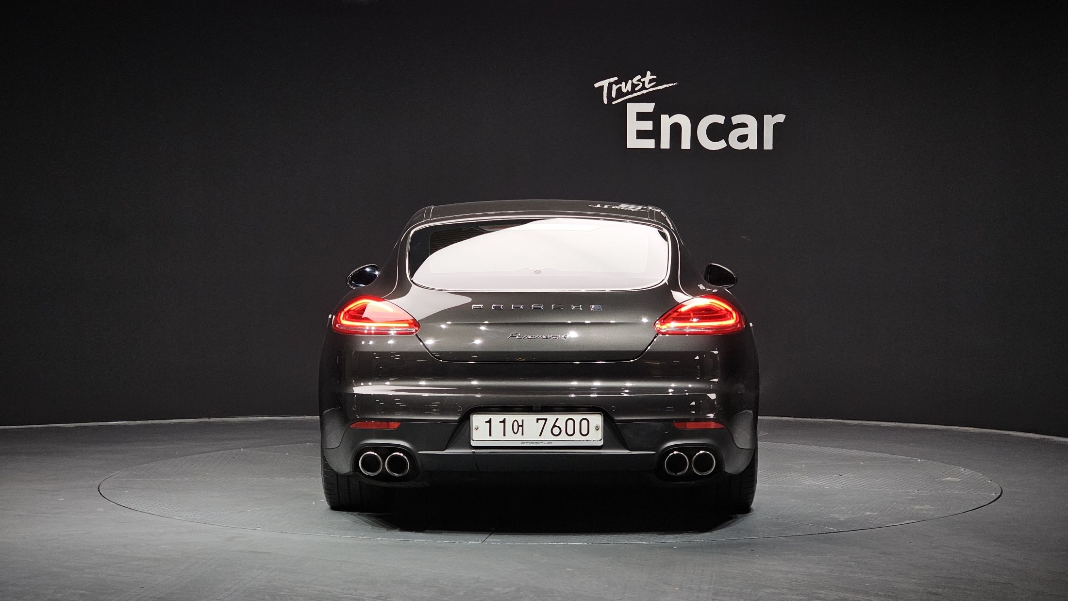 PORSCHE PANAMERA 2015