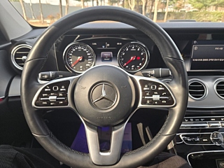 MERCEDES BENZ E-CLASS W213 2018