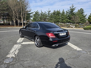MERCEDES BENZ E-CLASS W213 2018