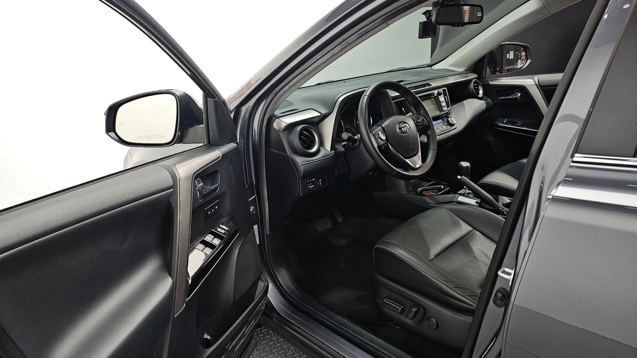 TOYOTA RAV4 2015