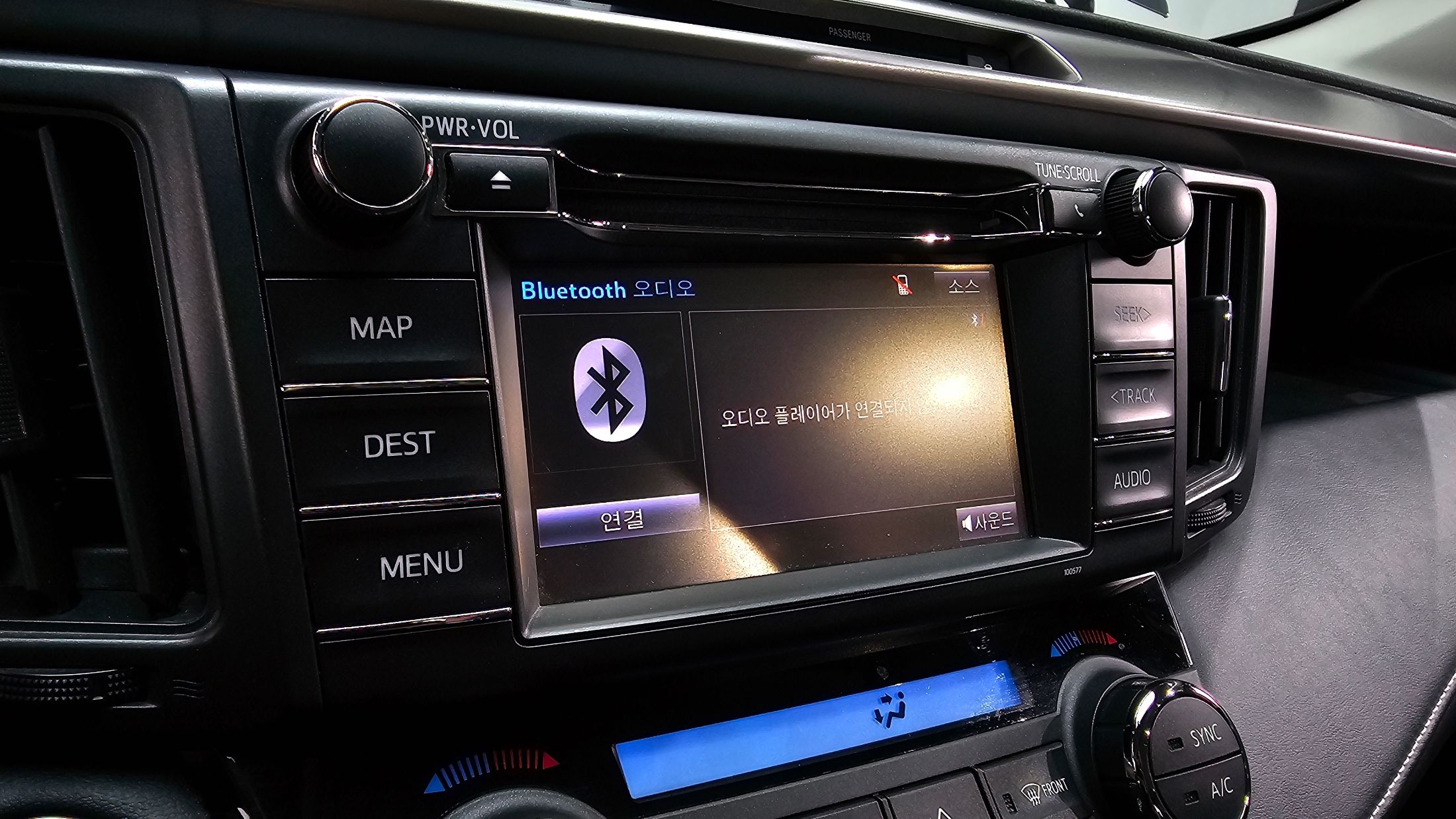 TOYOTA RAV4 2015