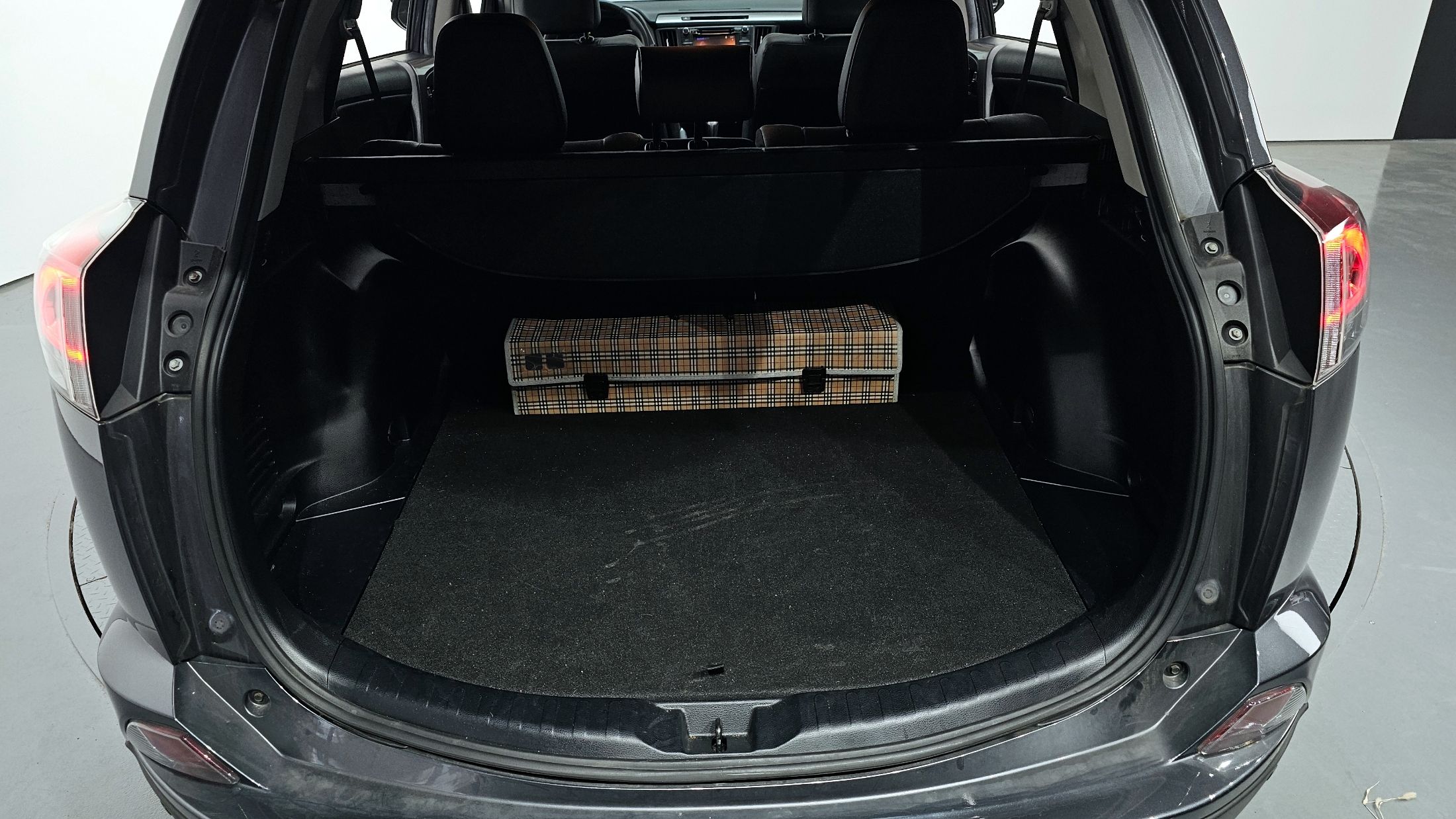 TOYOTA RAV4 2015