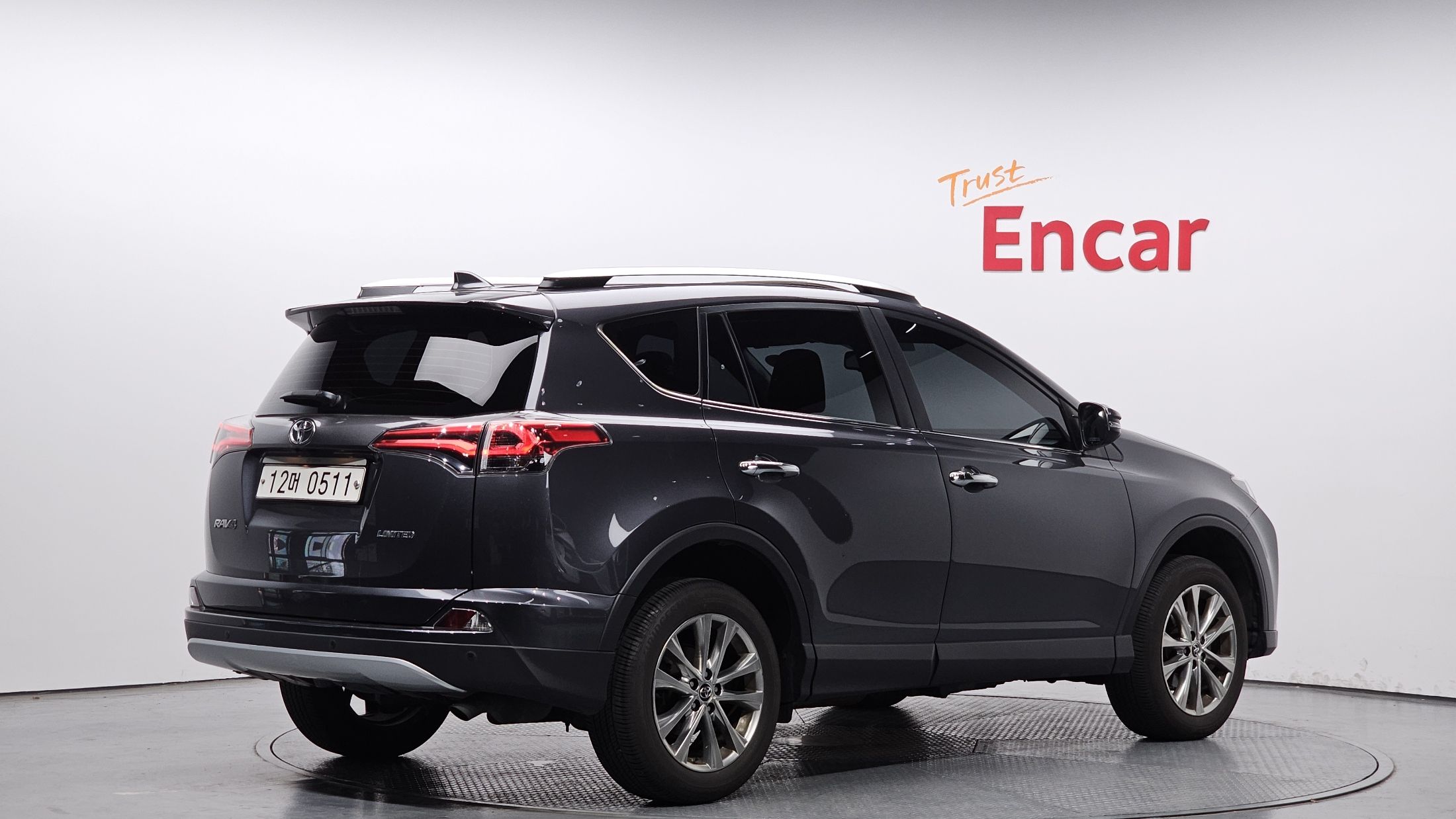 TOYOTA RAV4 2015