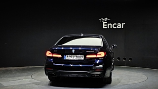 BMW 5-SERIES G30 2021