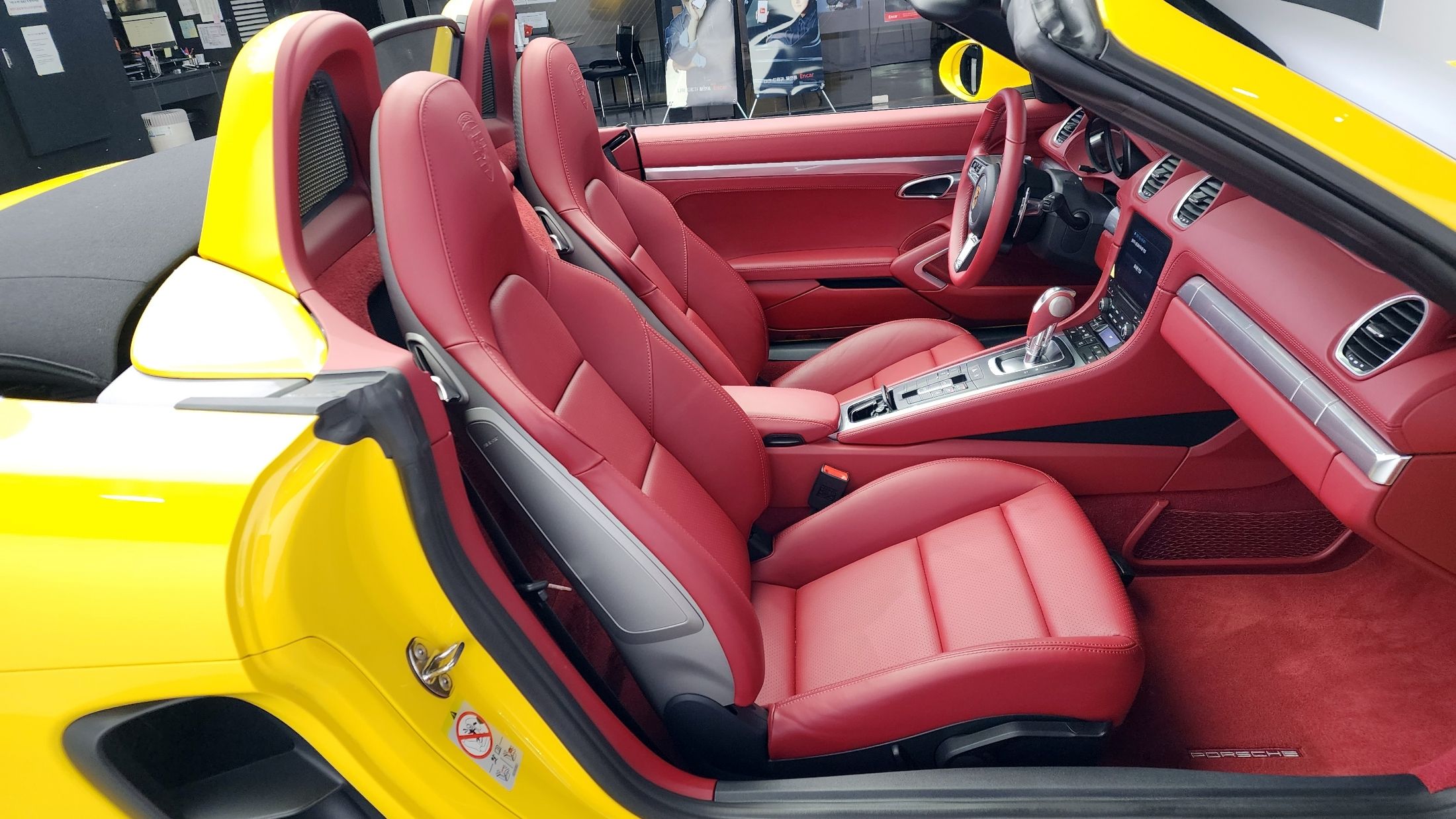 PORSCHE 718 BOXSTER 2021