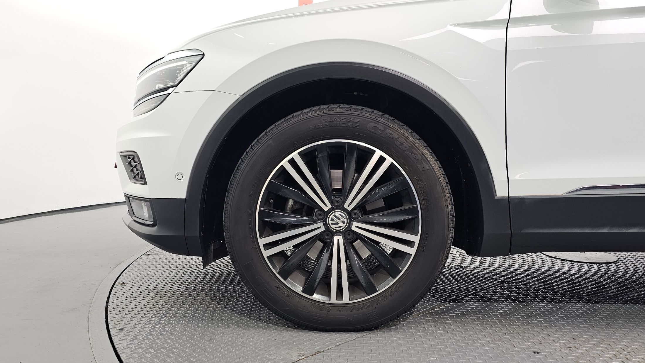 VOLKSWAGEN TIGUAN 2020