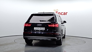 AUDI Q7 4M 2019
