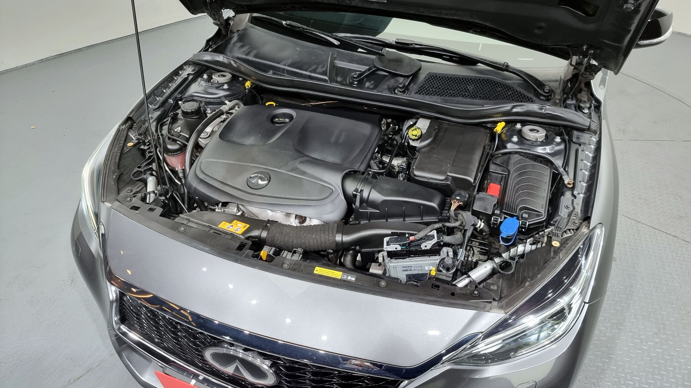 INFINITI Q30 2019