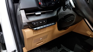 KIA CARNIVAL 2023