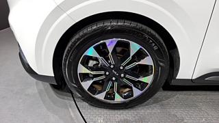 KIA CARNIVAL 2023