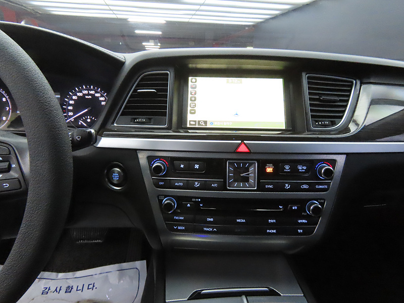 GENESIS G80 2016