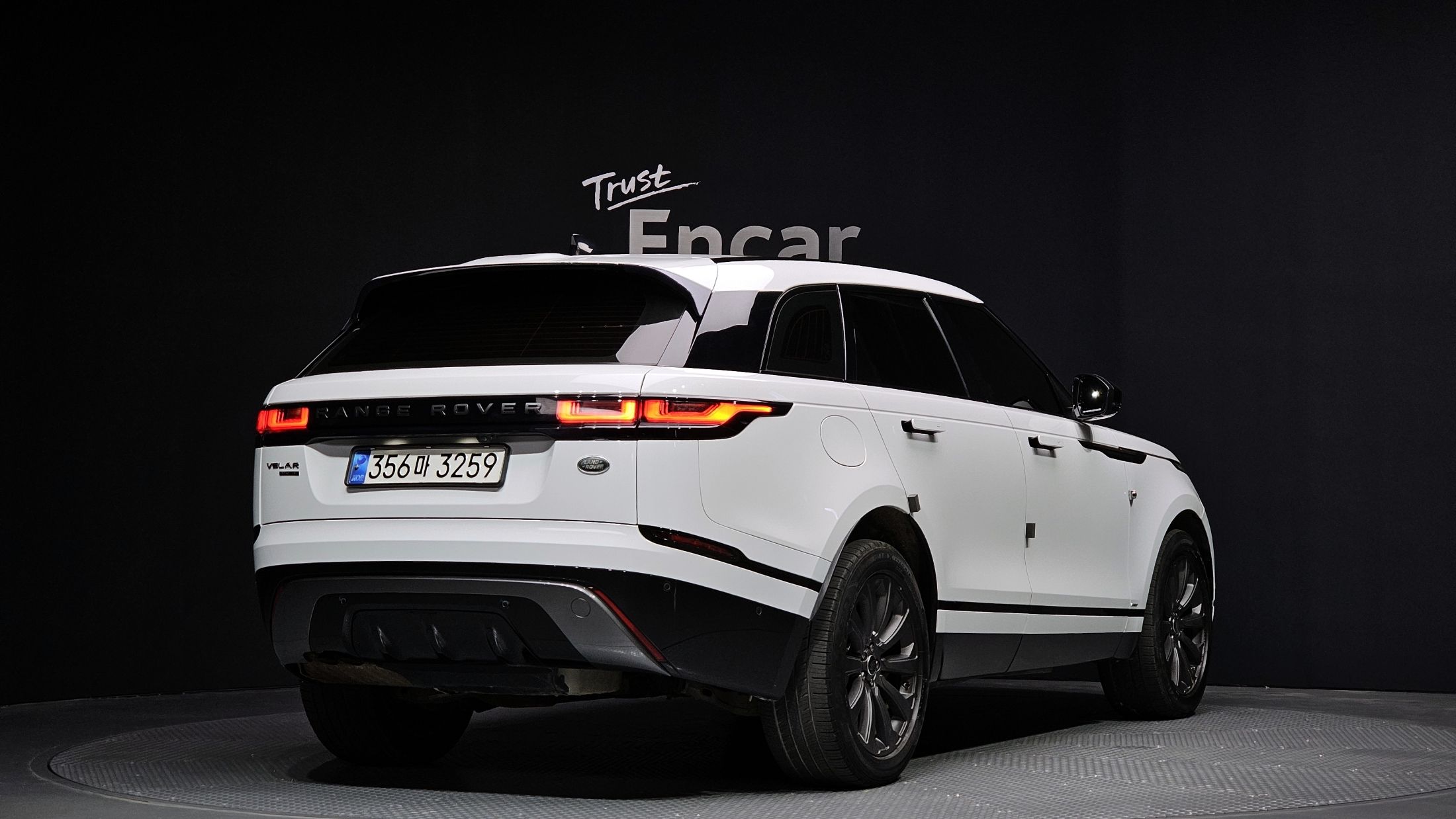LAND ROVER RANGE ROVER VELAR 2017