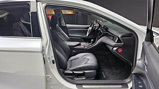 TOYOTA CAMRY XV70 2017