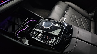 BMW 5-SERIES G60 2025