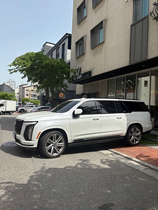 Заказать CADILLAC ESCALADE