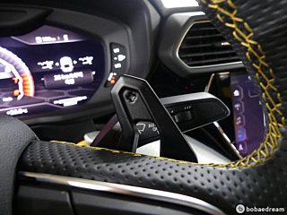 LAMBORGHINI URUS 2021