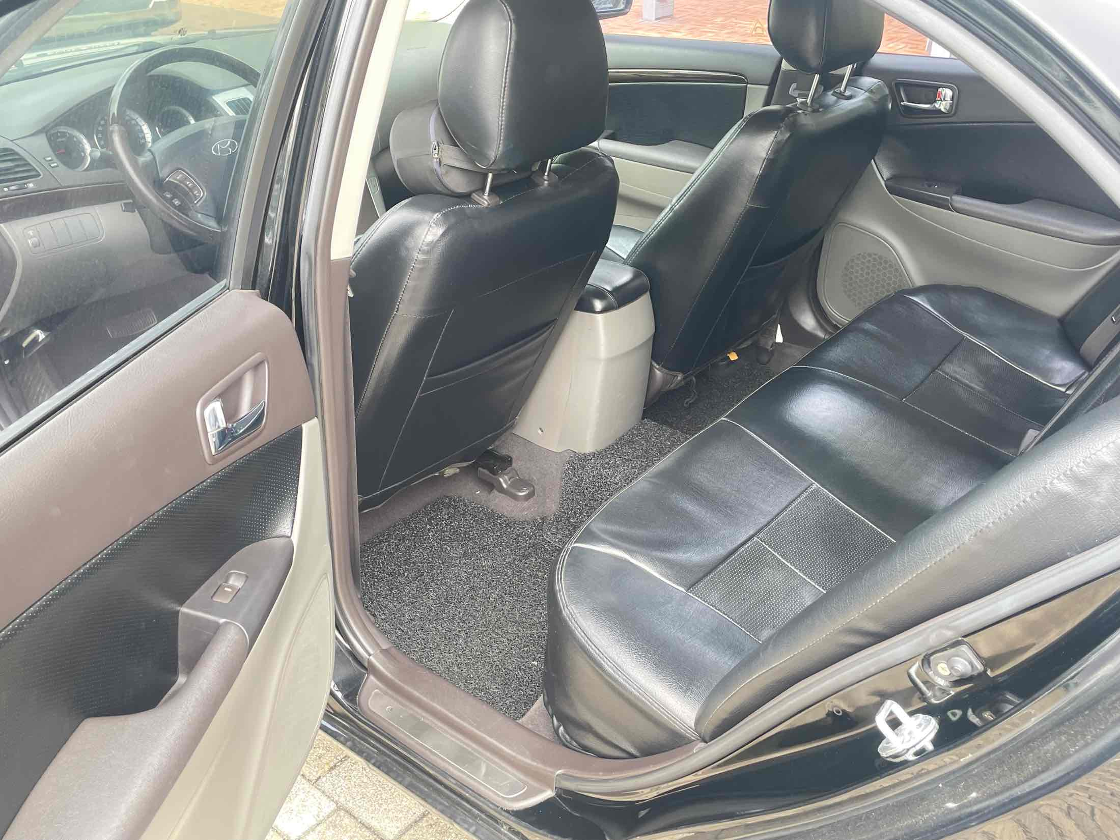 HYUNDAI NF SONATA TRANSFORM 2009