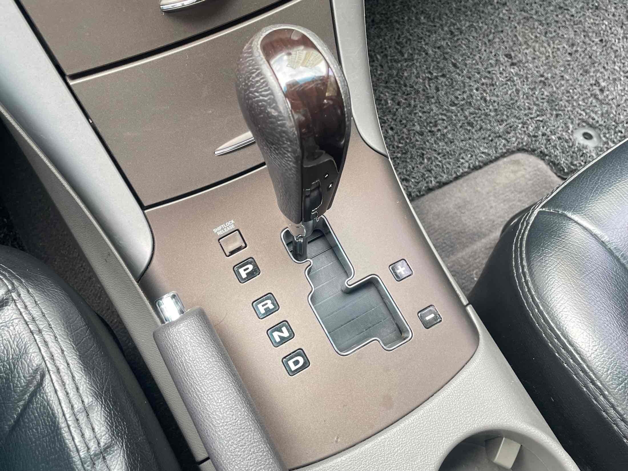 HYUNDAI NF SONATA TRANSFORM 2009