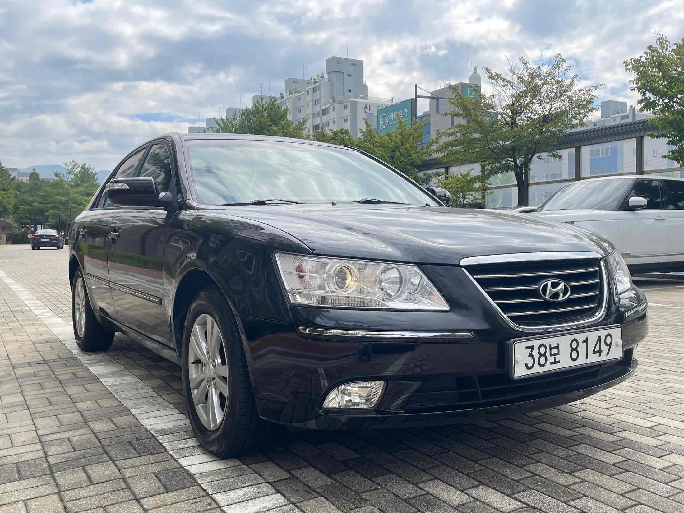 HYUNDAI NF SONATA TRANSFORM 2009