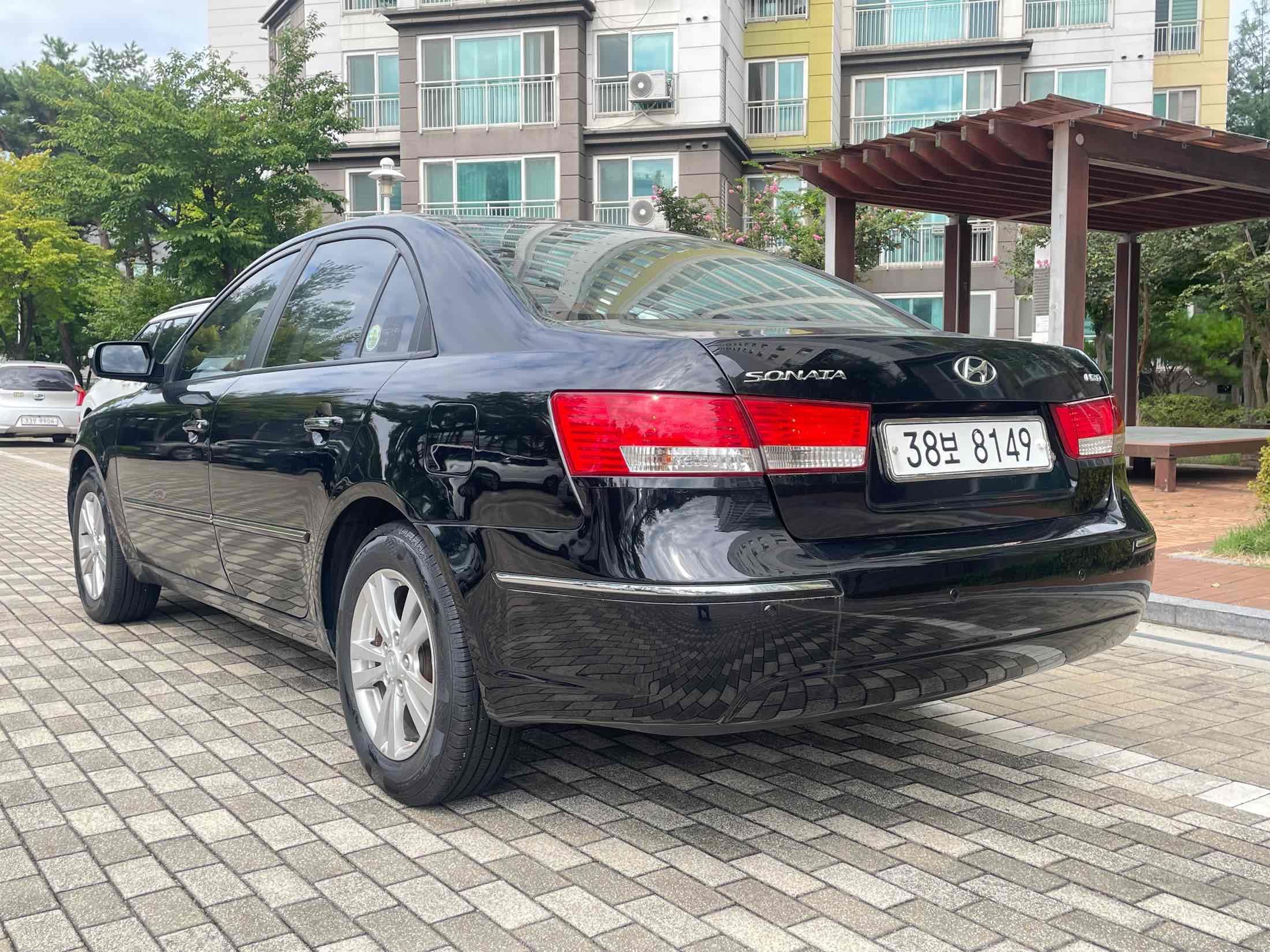 HYUNDAI NF SONATA TRANSFORM 2009