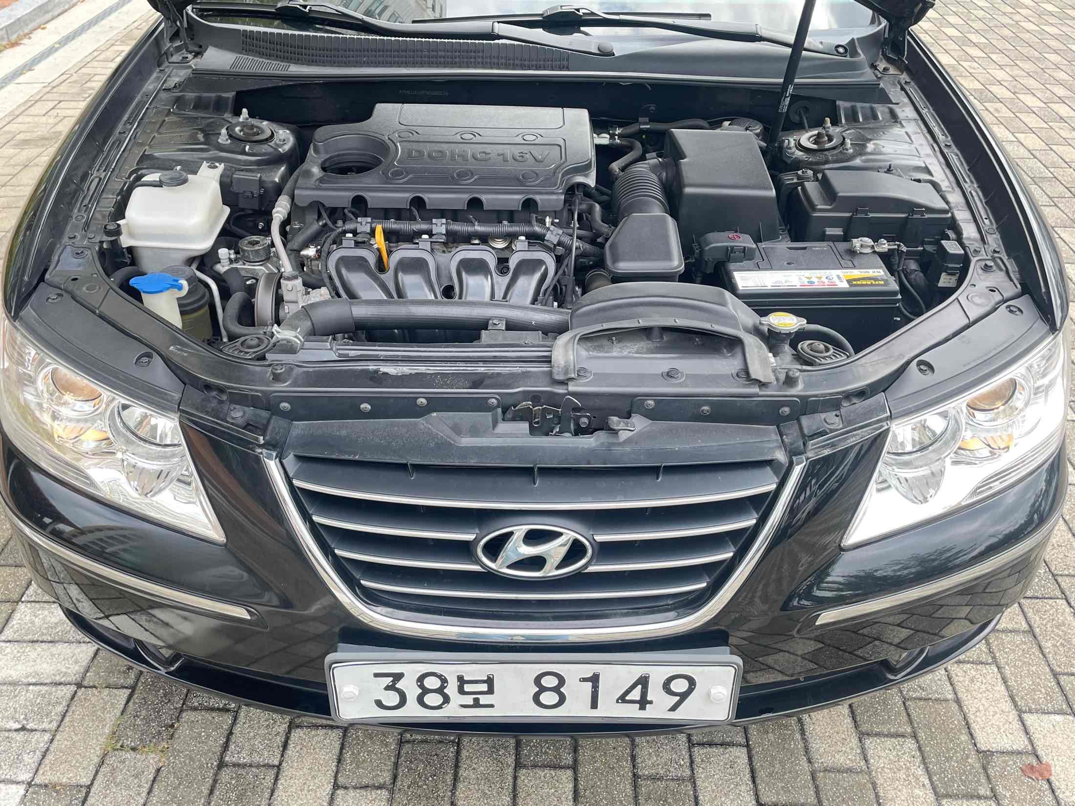 HYUNDAI NF SONATA TRANSFORM 2009