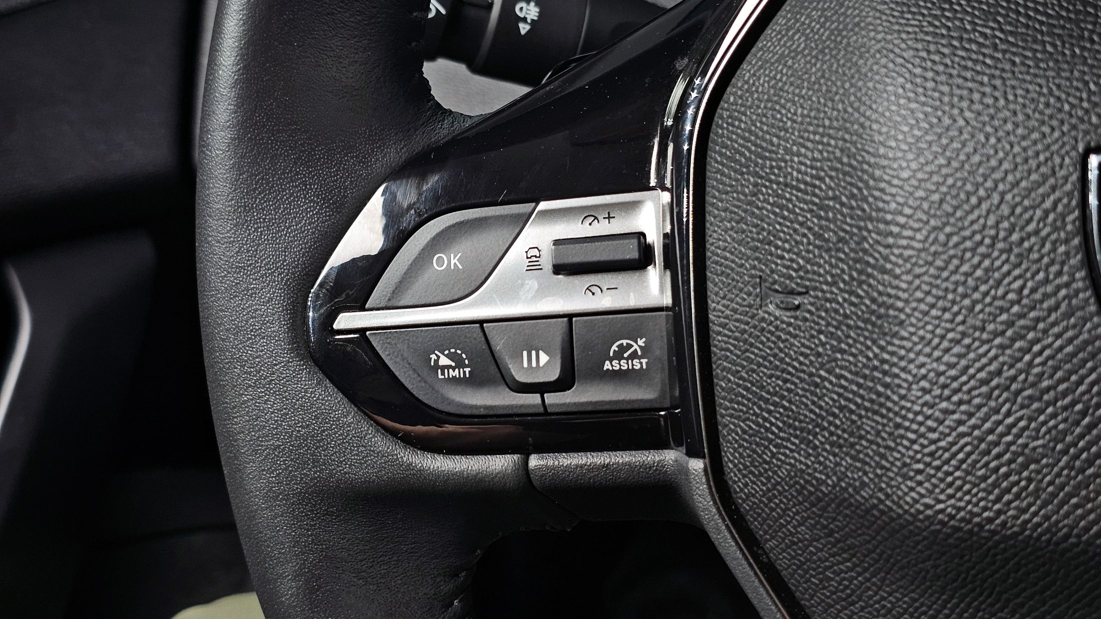 PEUGEOT 308 2022